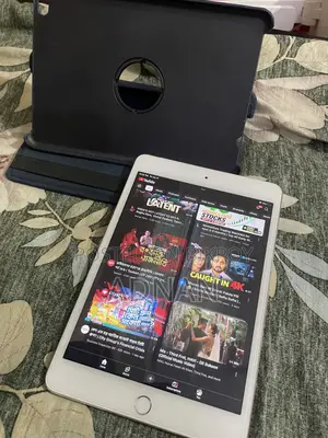 Apple iPad Mini 4 128 GB Silver