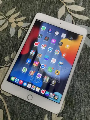 Apple iPad Mini 4 128 GB Silver