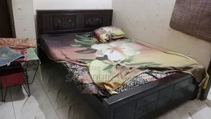 মালয়েশিয়ান কাঠ ভালো অবস্থায়