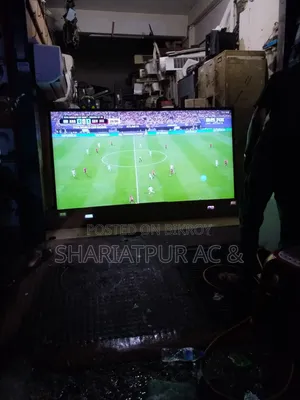 Hitachi TV 86"