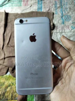 Apple iPhone 6s 64 GB White
