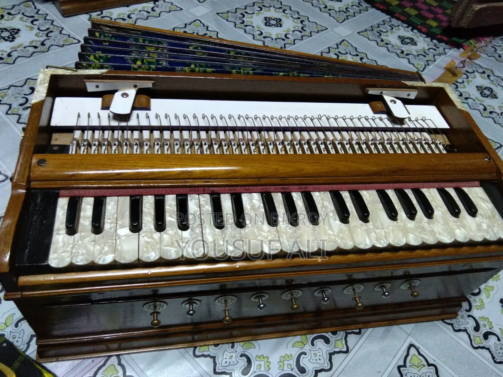 42 Ghat Organ Harmonium
