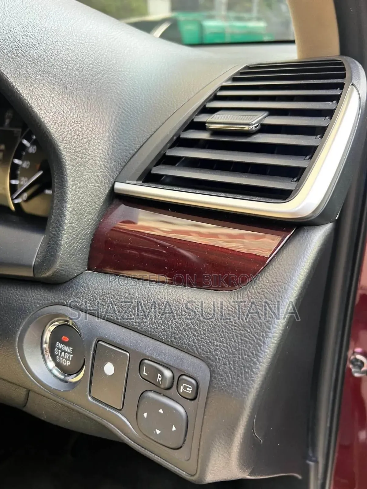 Toyota Premio 2017 Maroon