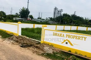 30ft Road 6 Katha Lake West at Sector-15/D