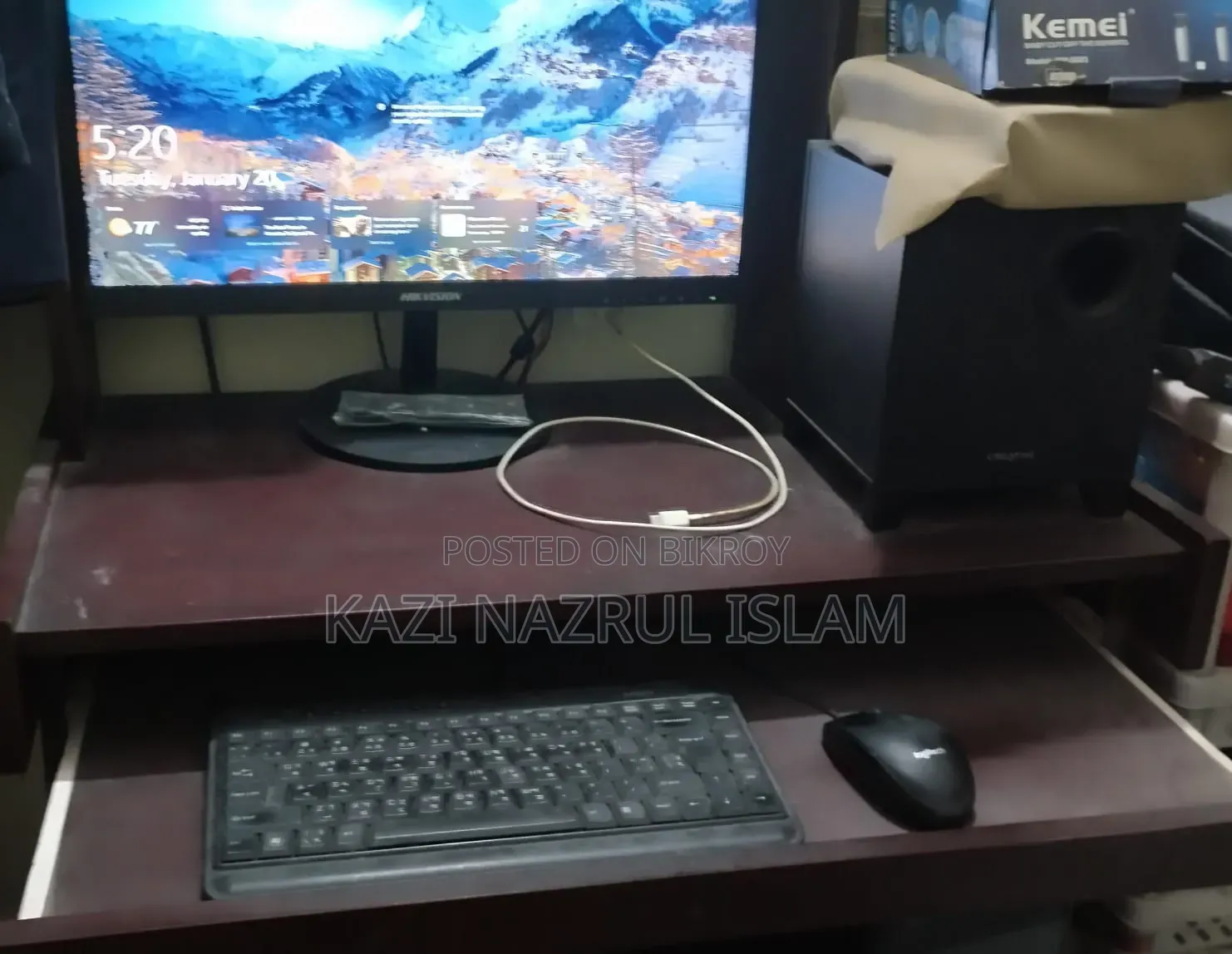 Desktop Computer Gigabyte GB-BACE-3160 8GB Intel Core I3 SSD 700GB