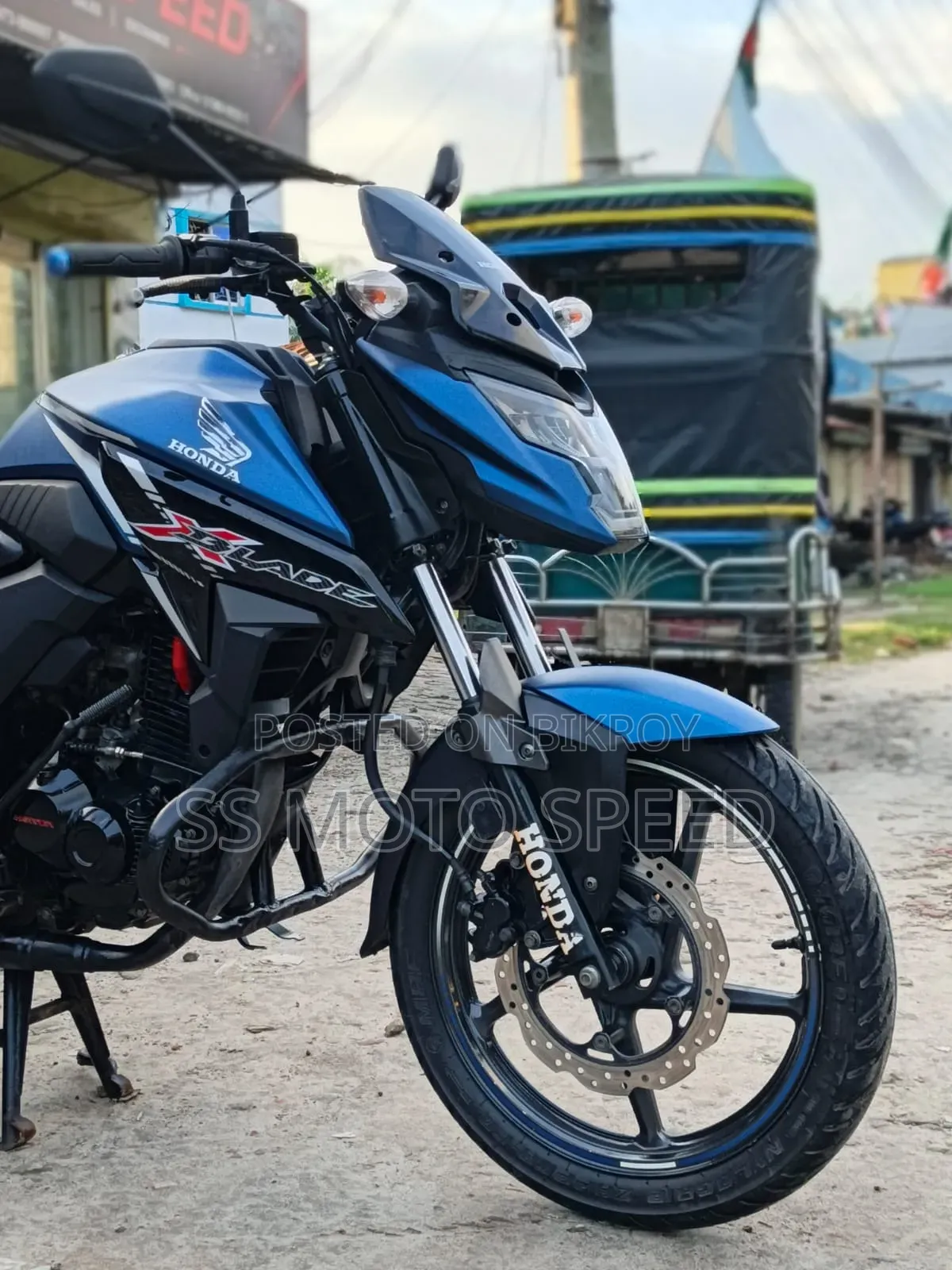 Honda X-Blade 160 2021 Blue