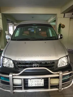 Toyota Noah 2005 Silver