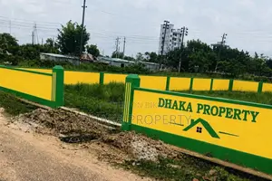 সেক্টর-২ এ ৩০০ ফুটের কাছে ৫ কাঠা লেক সাউথ প্লট।