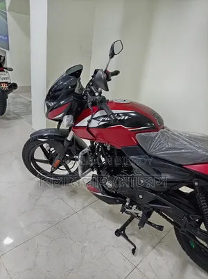 Bajaj Pulsar 150 2023 Red