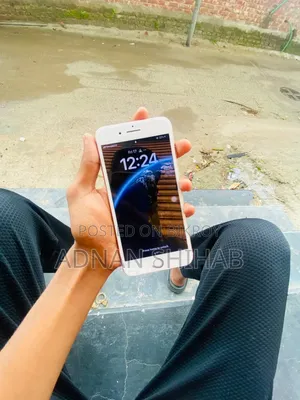 অ্যাপল আইফোন ৮ প্লাস ৬৪ জিবি রোজ গোল্ড
