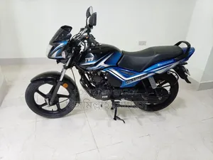 টিভিএস মেট্রো প্লাস ২০২২ ব্লু