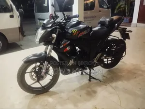 সুজুকি জিক্সার ২০২৩ কালো