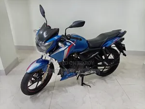 টিভিএস ২০১৮ নীল