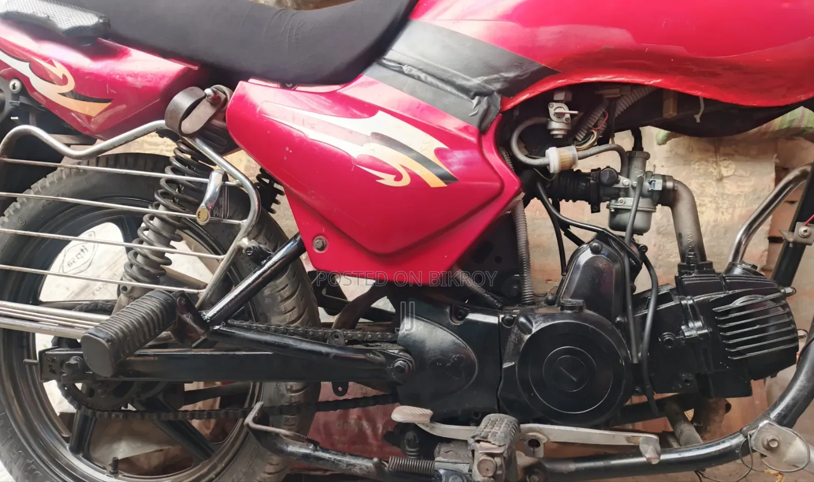 Walton Cruize 2016 Red