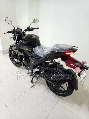 নিউ সুজুকি ২০২৫ ব্ল্যাক