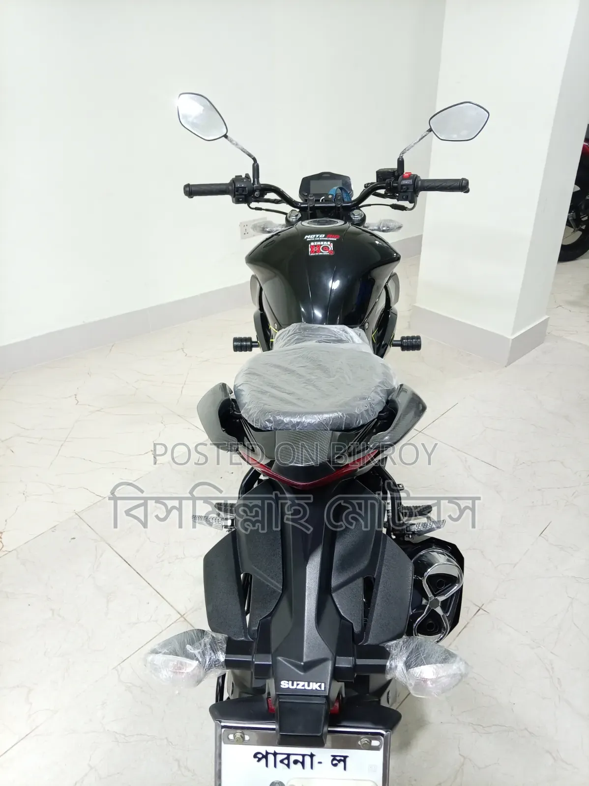 নিউ সুজুকি ২০২৫ ব্ল্যাক
