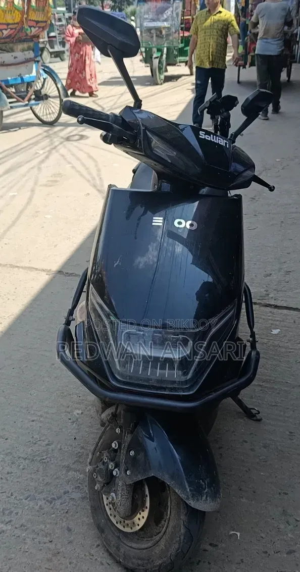 Revoo C32-Y 2025 Black