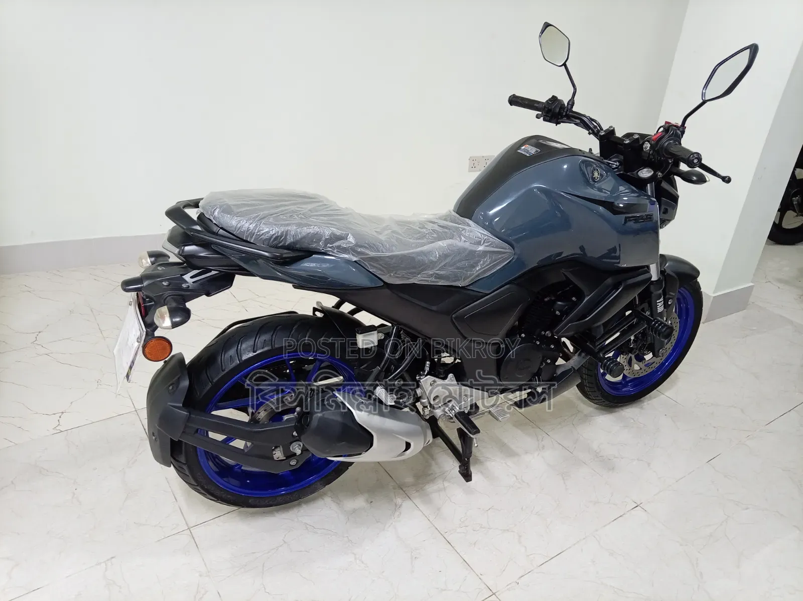 New Yamaha FZS V3 2024 Gray