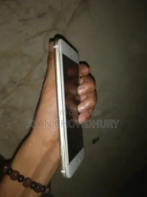 অ্যাপল আইফোন ৬এস ৬৪ জিবি গোল্ড