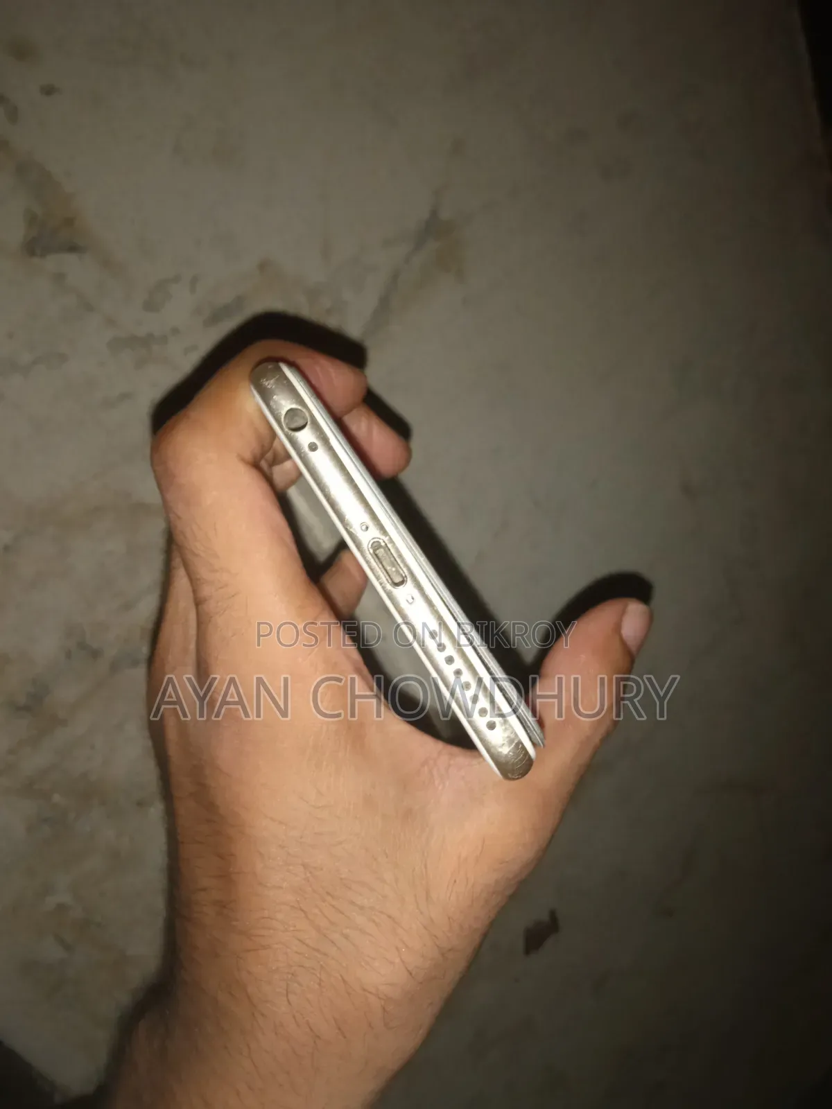 অ্যাপল আইফোন ৬এস ৬৪ জিবি গোল্ড