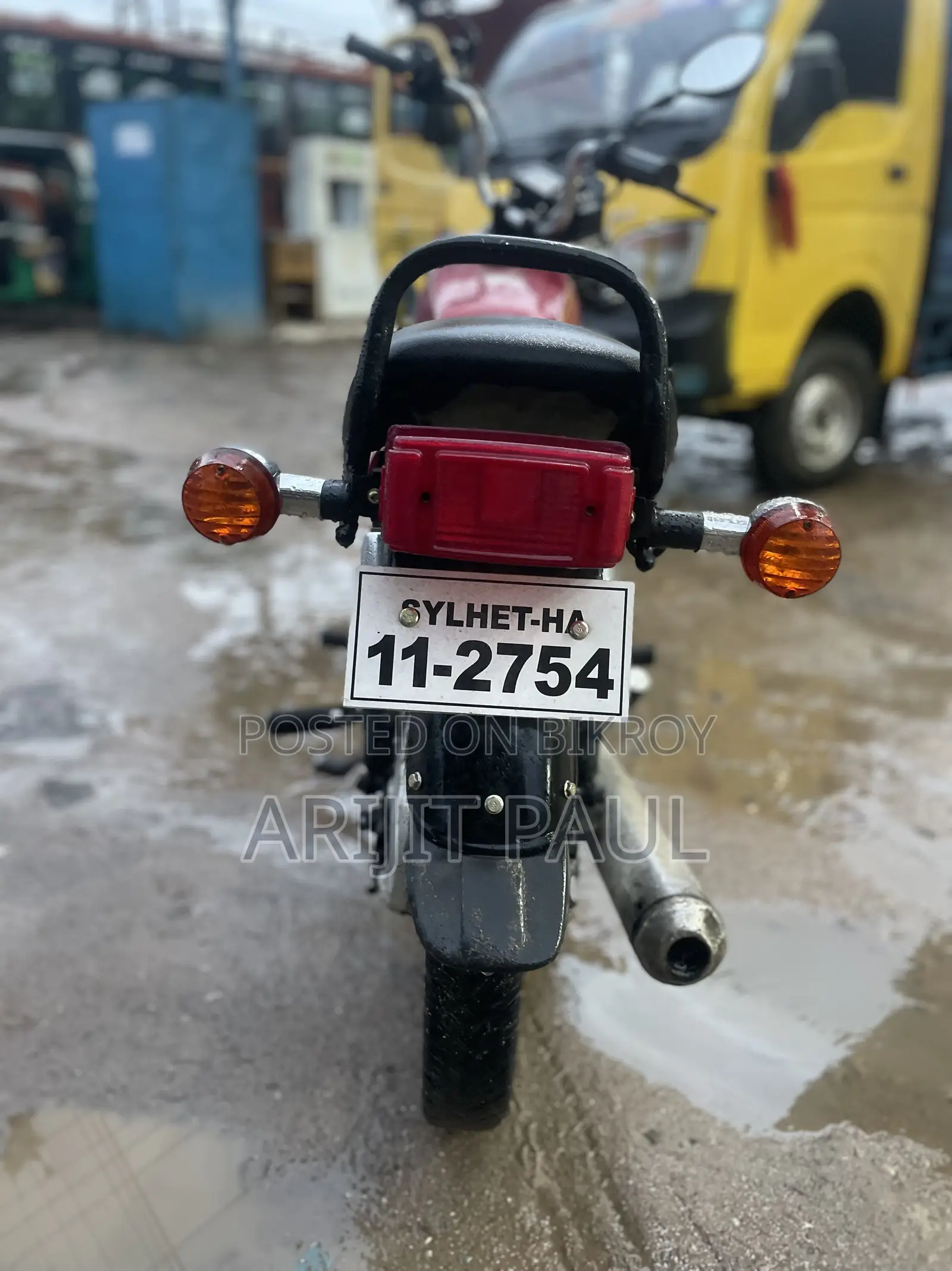 Suzuki 2001 Red