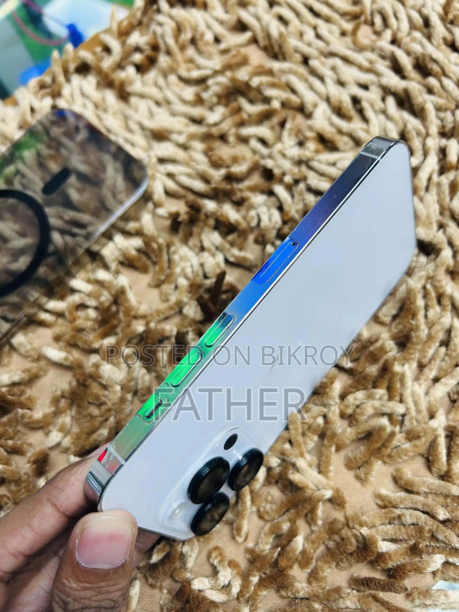 অ্যাপল আইফোন ১৪ প্রো ১২৮ জিবি সিলভার
