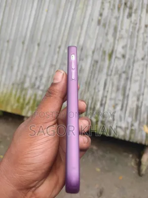 Apple iPhone XR 64 GB White