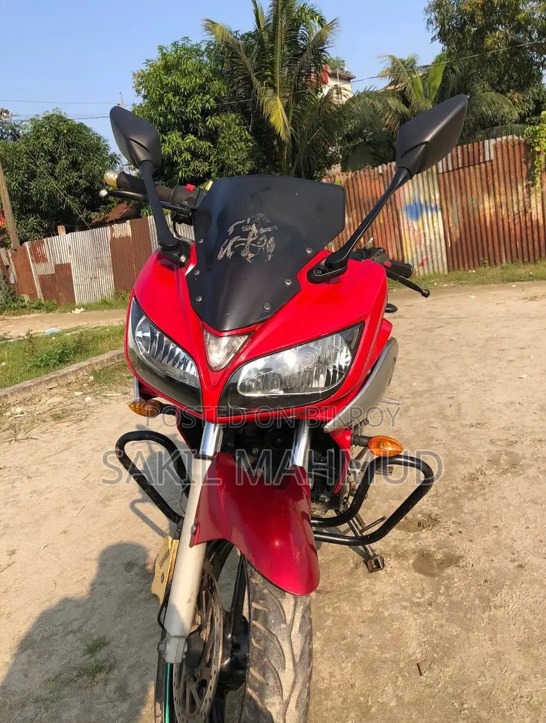 Yamaha 2012 Red