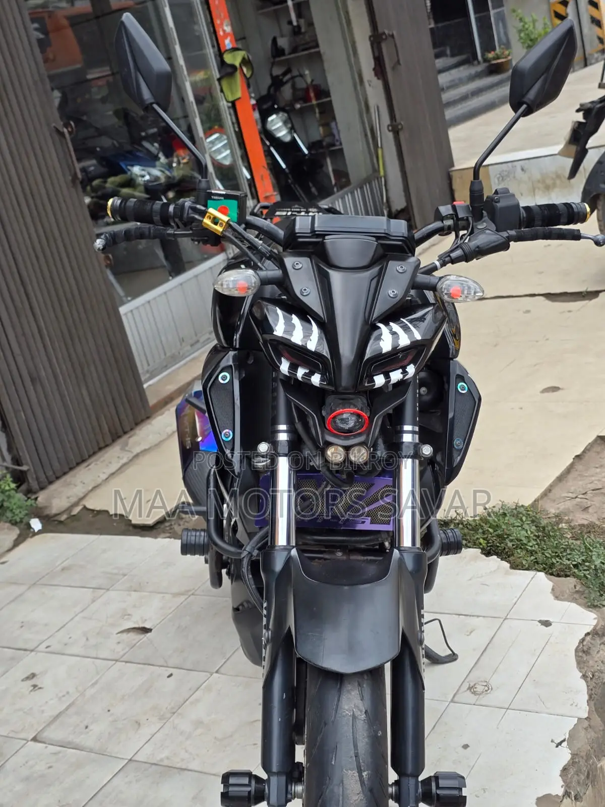 Yamaha 2021 Black