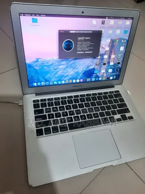 Laptop Apple MacBook Air 4GB Intel Core I5 HDD+SSD 128GB