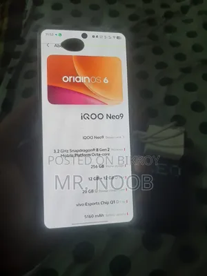 iQOO 256 GB White