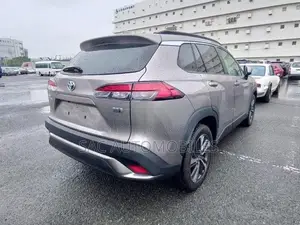 Toyota Corolla Cross 1.8 Hybrid FWD 2022 Brown