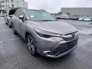 Toyota Corolla Cross 1.8 Hybrid FWD 2022 Brown