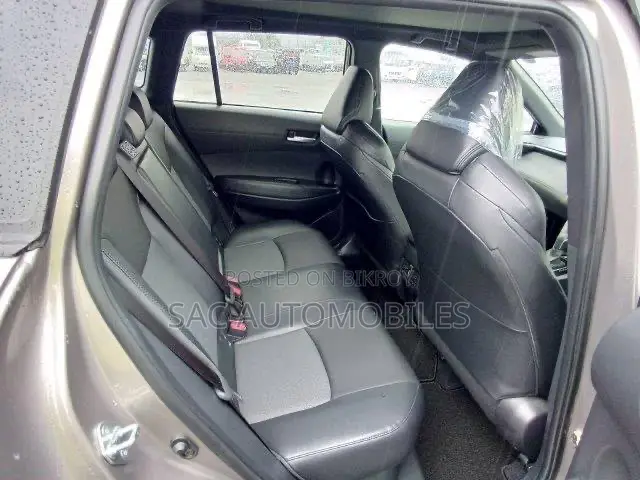 Toyota Corolla Cross 1.8 Hybrid FWD 2022 Brown