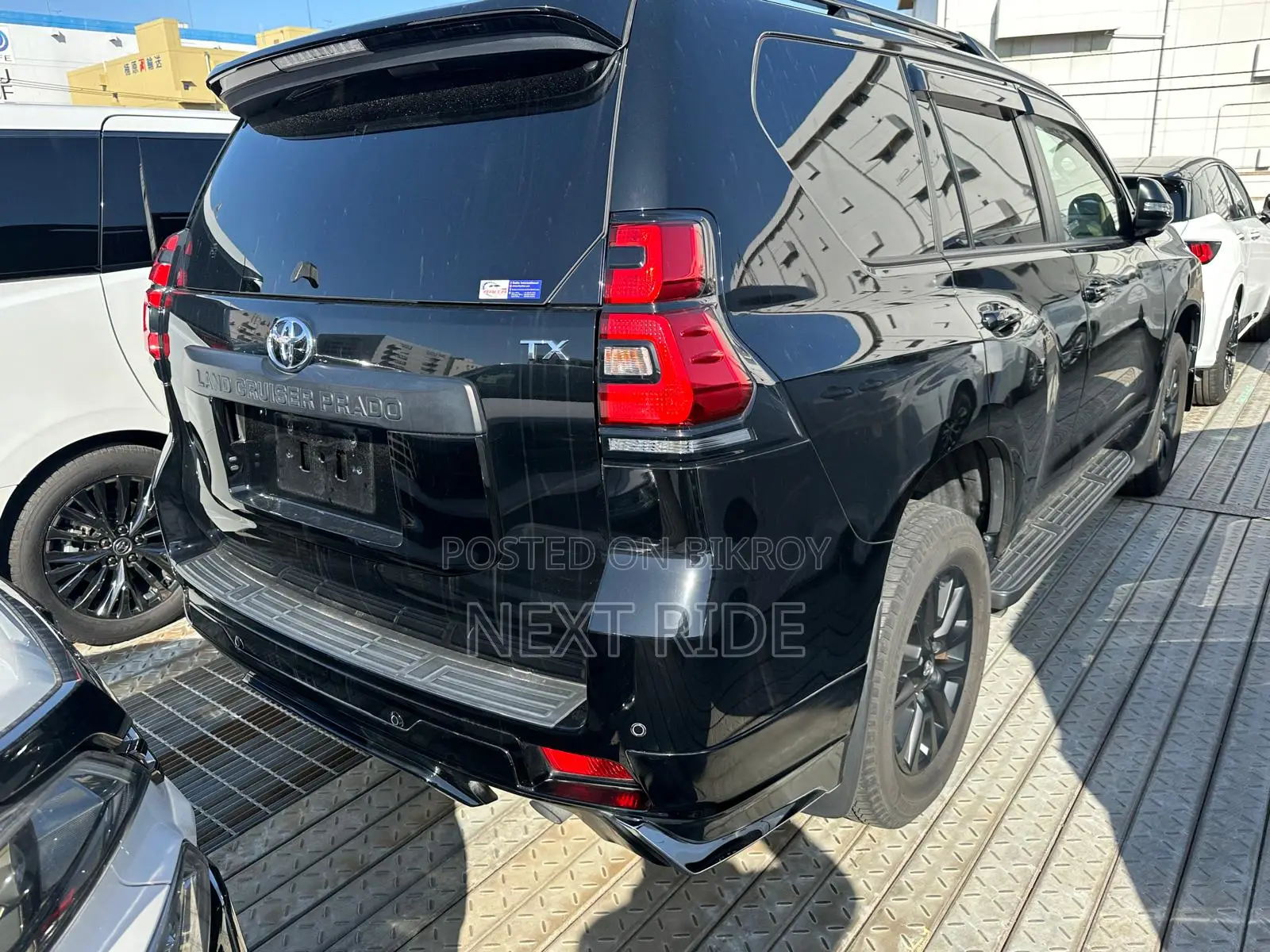 Toyota Land Cruiser Prado 4.0 Petrol TX-L 2022 Black