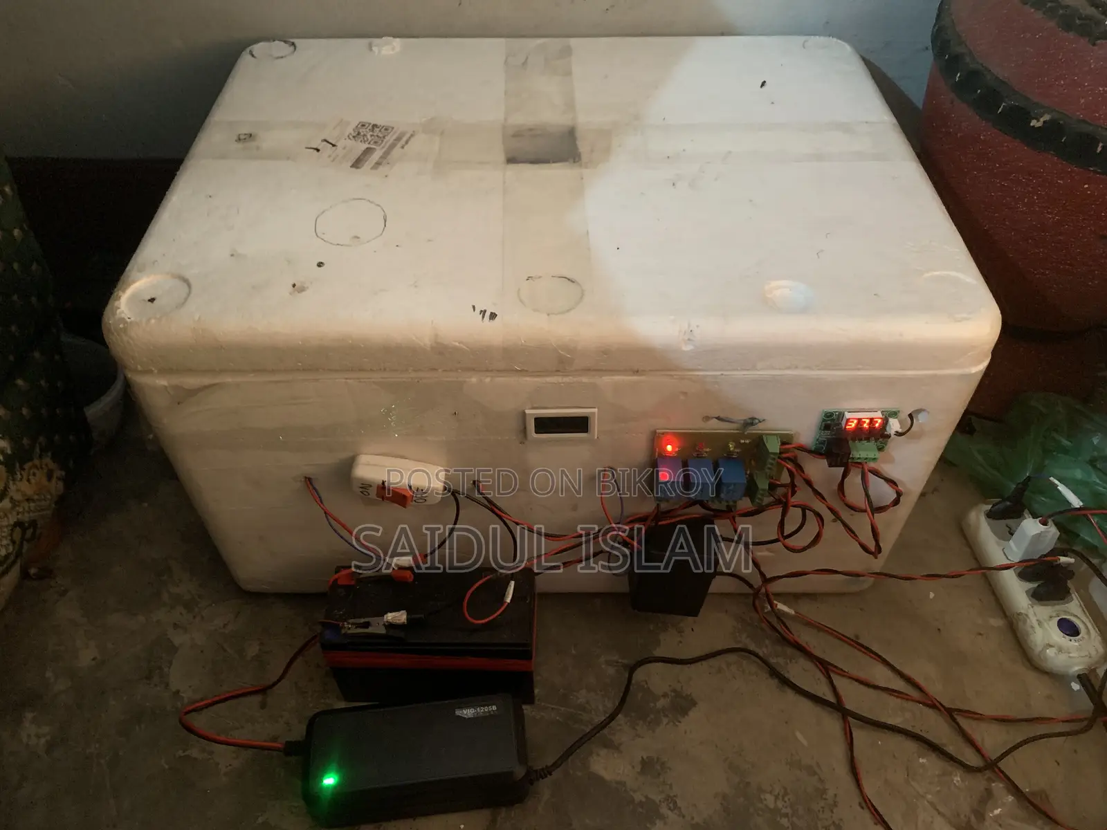 ইনকিউবেটর মেশিন