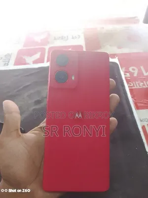 Motorola Moto G85 256 GB Red