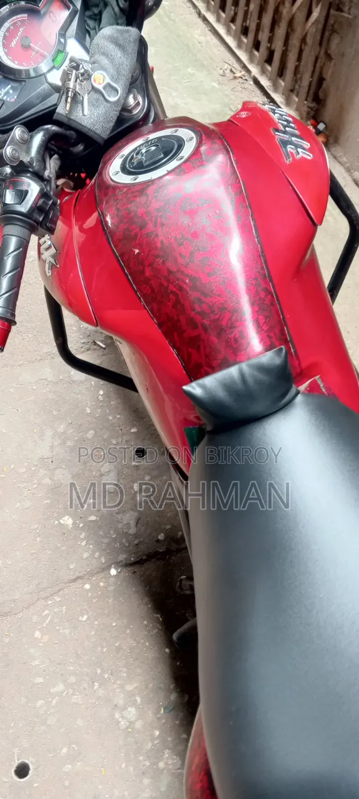 Hero Hunk 150 2019 Red