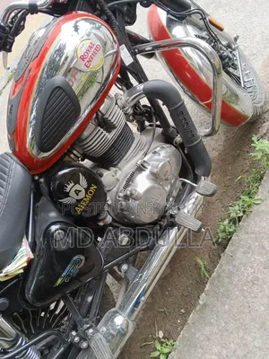 Royal Enfield Classic 350 2025 Red