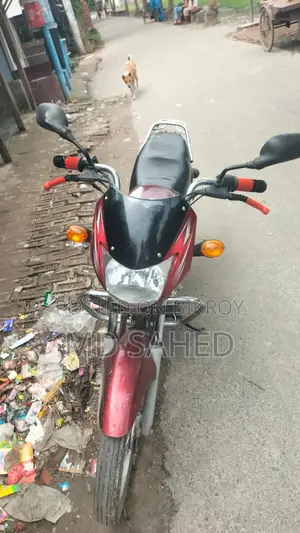 Bajaj CT 100 2017 Red