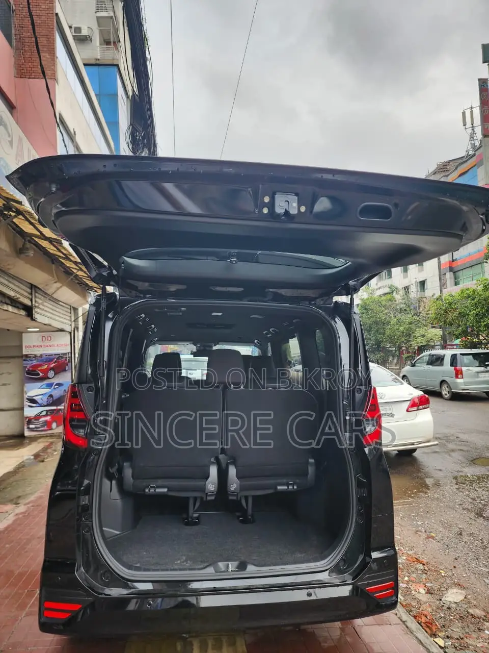 টয়োটা নোয়াহ ২০২৩ ব্ল্যাক