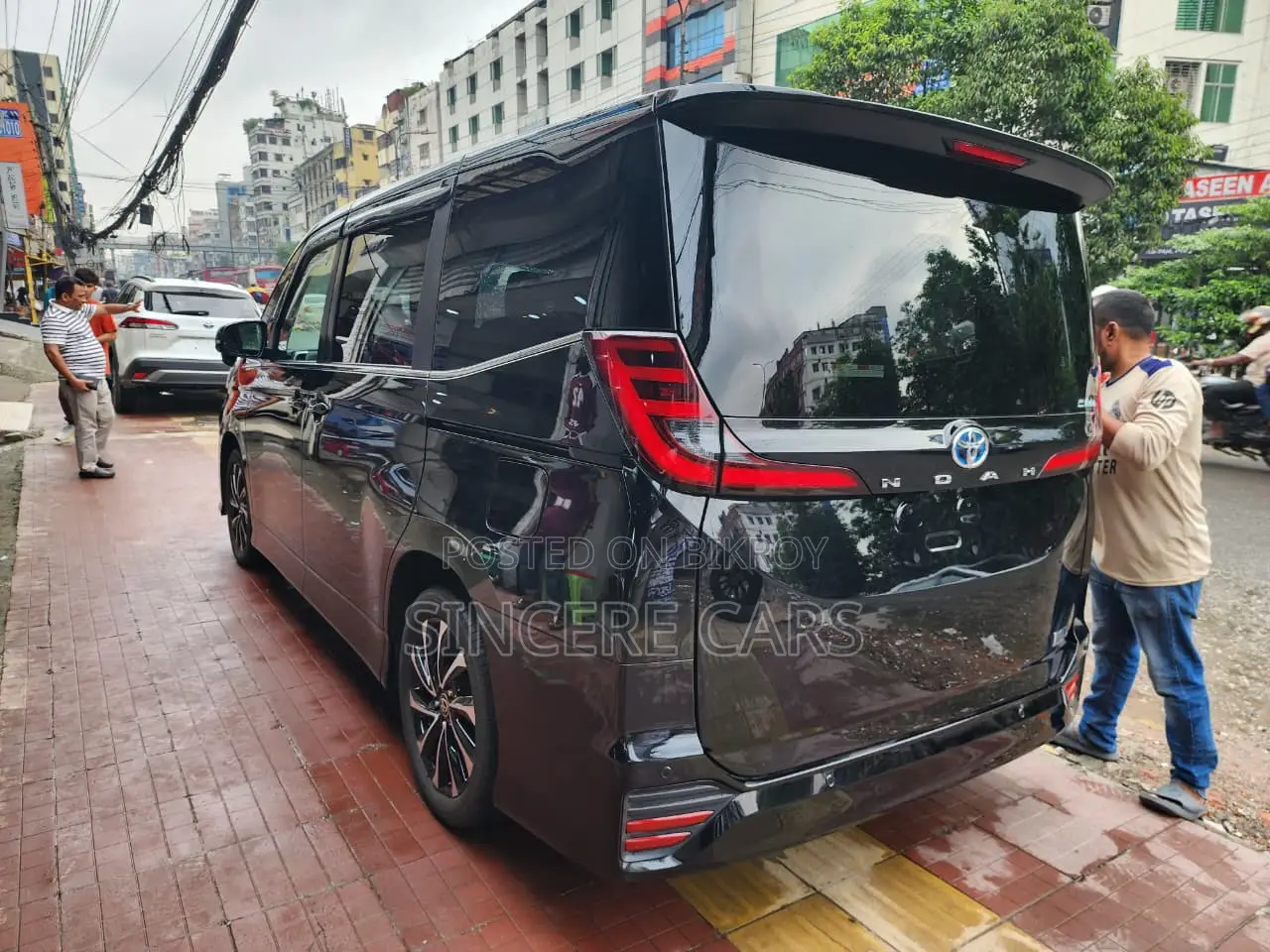 টয়োটা নোয়াহ ২০২৩ ব্ল্যাক