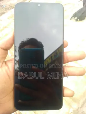 মোবাইল ফোন ৬৪ জিবি কালো