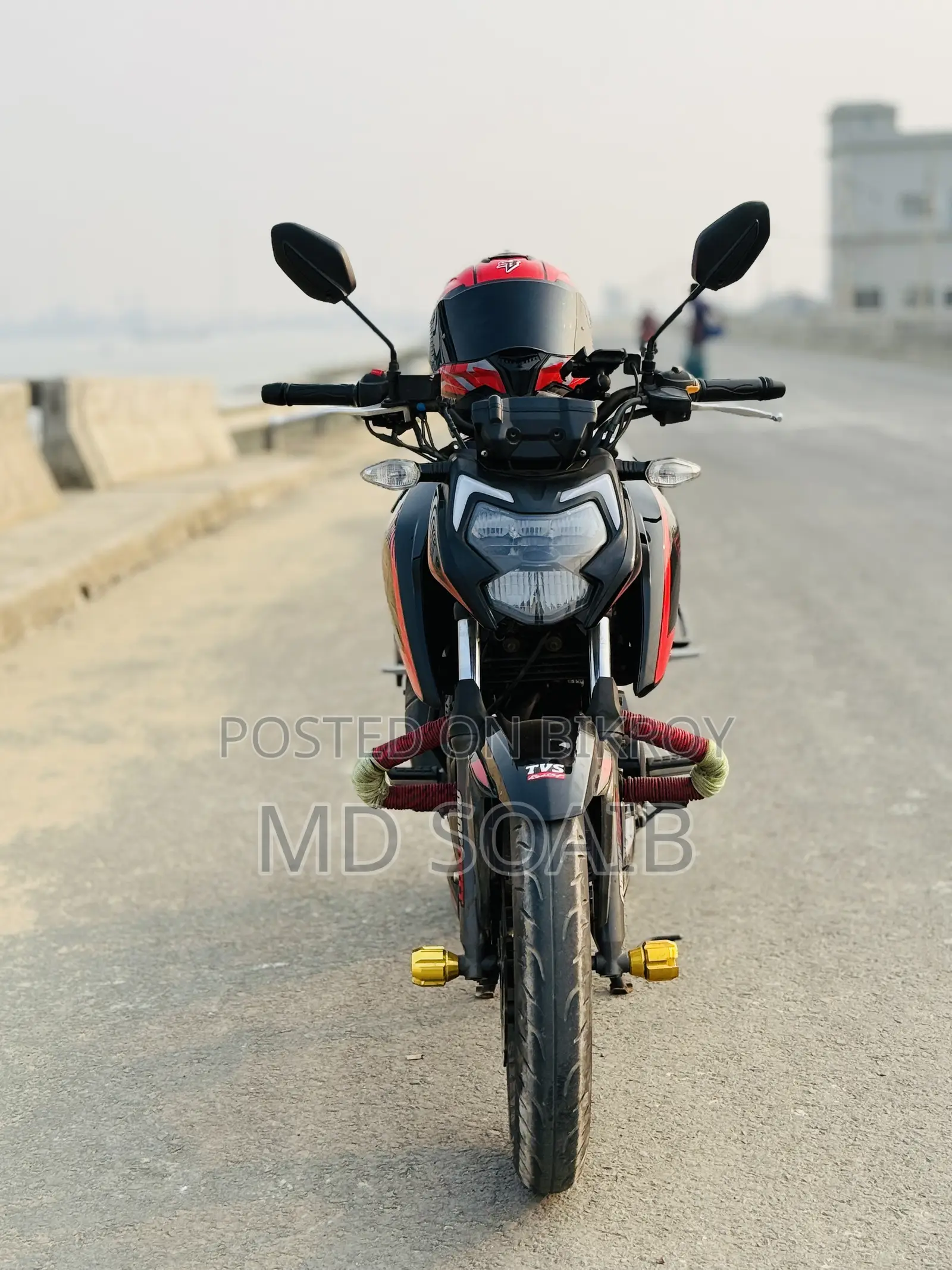 টিভিএস অ্যাপাচি আরটিআর ১৬০ ৪ভি ২০২৫ ব্ল্যাক