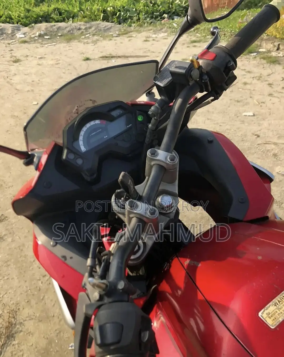 Yamaha 2012 Red