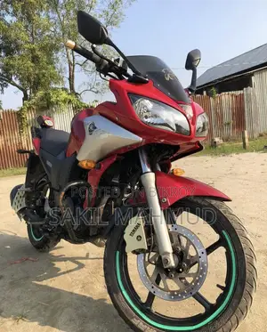 Yamaha 2012 Red