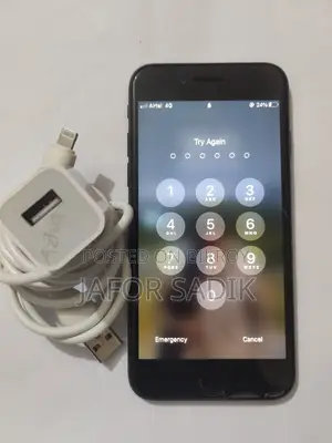 Apple iPhone 7 32 GB Black