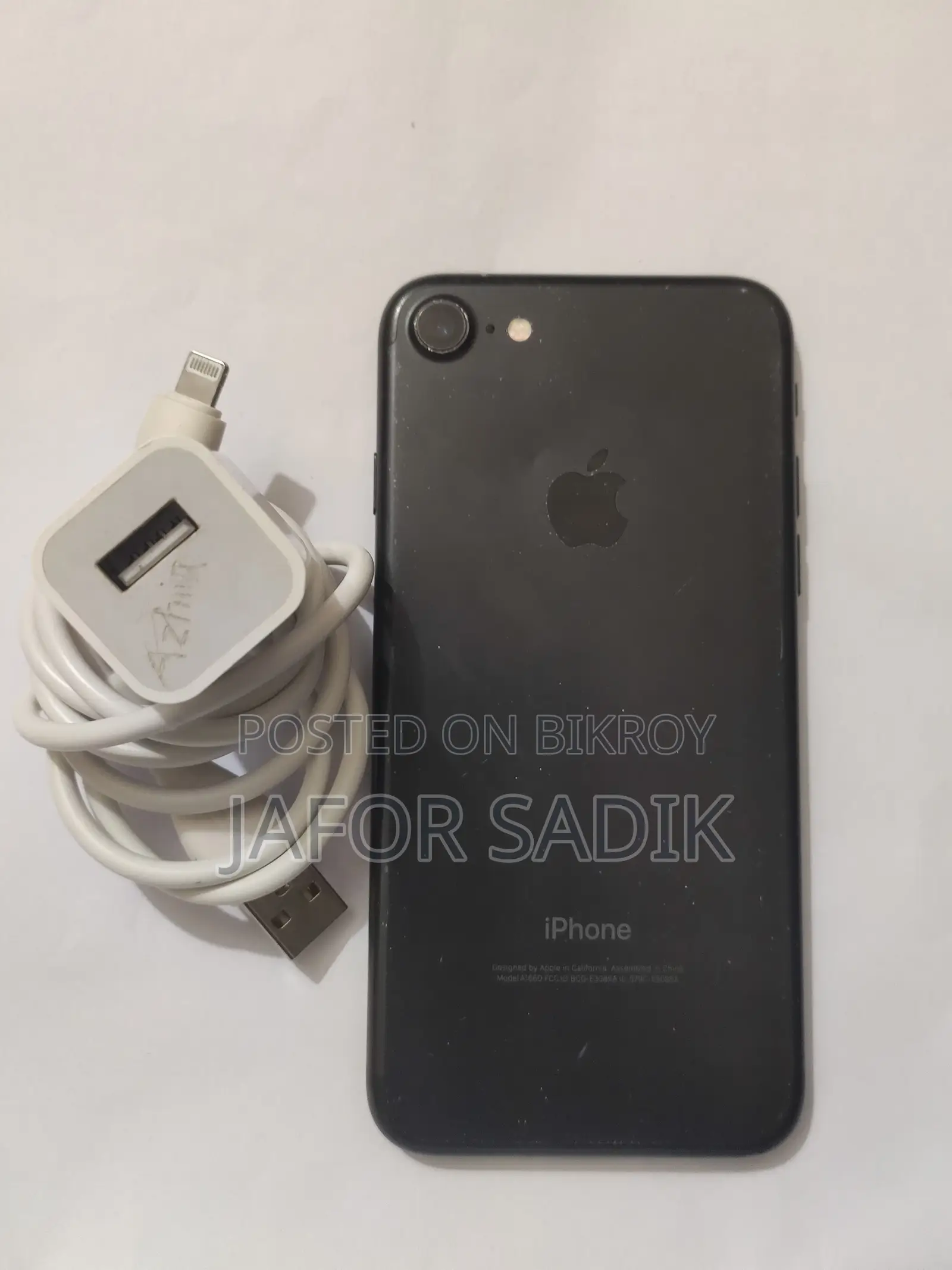 Apple iPhone 7 32 GB Black