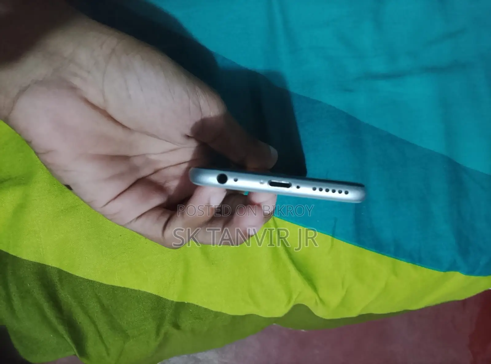 Apple iPhone 6s 16 GB