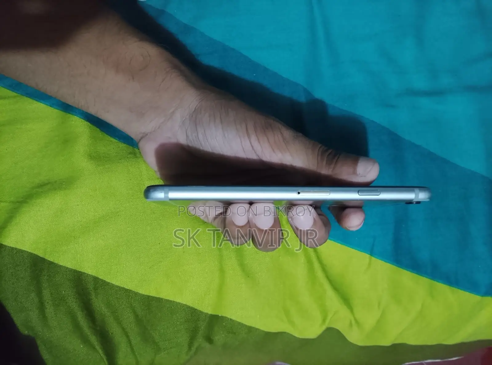 Apple iPhone 6s 16 GB